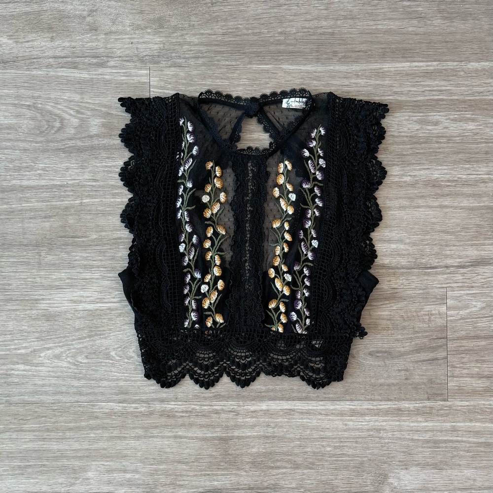 Free People Intimately Bisoux Embroidered Lace Crop Top with Floral Detail, XS